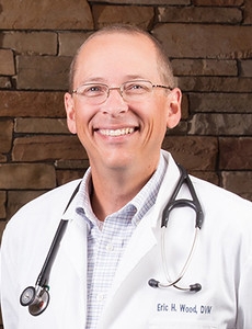 Newport Animal Hospital - Dr. Eric Wood - Rhode Island Veterinarian